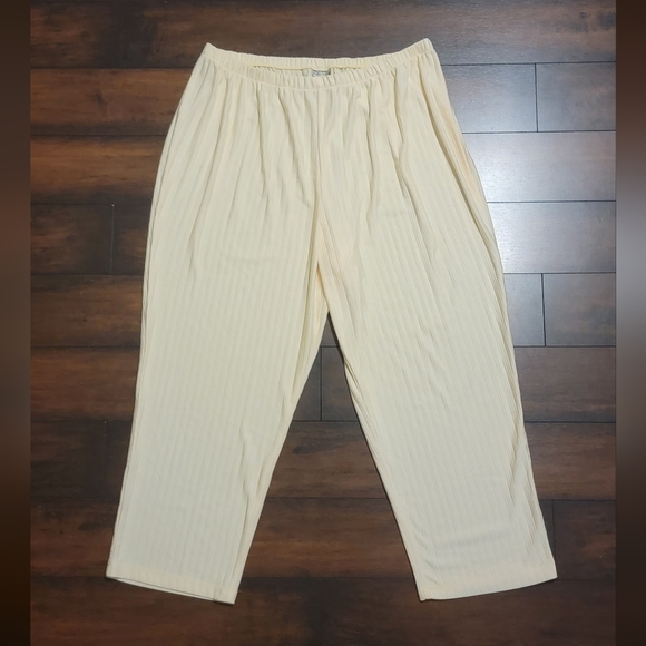 Lauren Lee Pants - Vintage Lauren Lee Woman Stretchy Yellow Pants